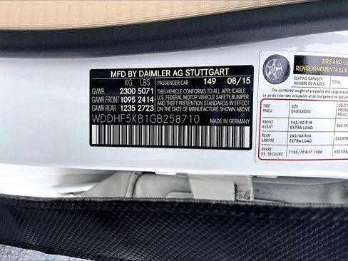 Used 2016 Mercedes-Benz E 350 Sedan image 3