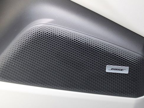 Used 2024 Porsche Macan 4 Electric image 20