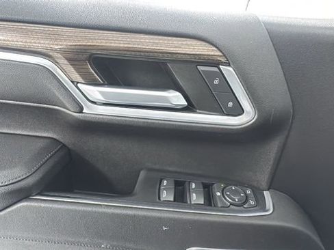 Used 2022 Chevrolet Silverado 1500 LT image 18