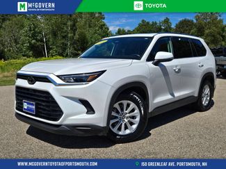 Used 2024 Toyota Grand Highlander AWD video 1