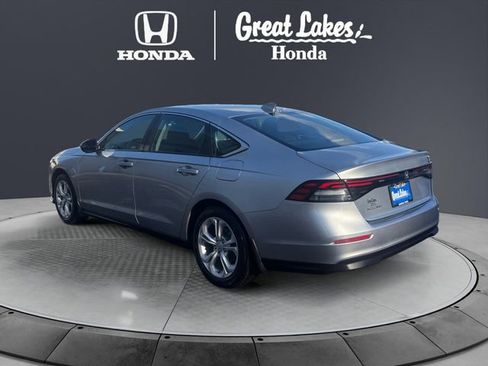 Certified 2025 Honda Accord LX image 4
