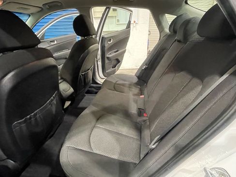Used 2016 Kia Optima LX w/ LX Convenience Package image 26