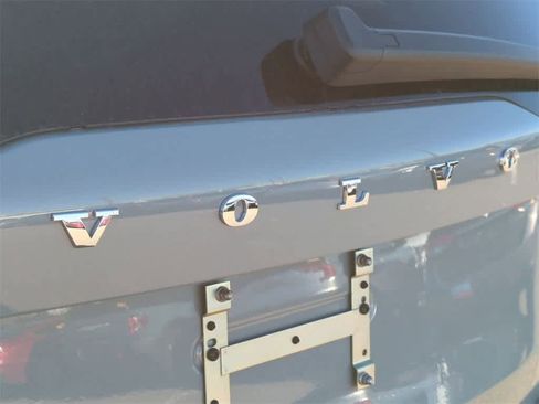 New 2026 Volvo XC90 B6 Plus w/ Protection Package Premier image 4