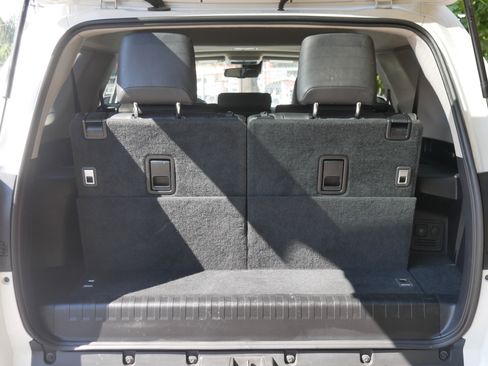 Used 2022 Toyota 4Runner SR5 Premium w/ Moonroof Package image 25