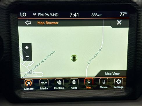 Used 2021 Jeep Wrangler Unlimited Sahara AWD/4WD image 14