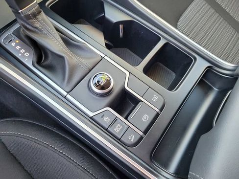 Used 2026 Kia Sorento LX image 16