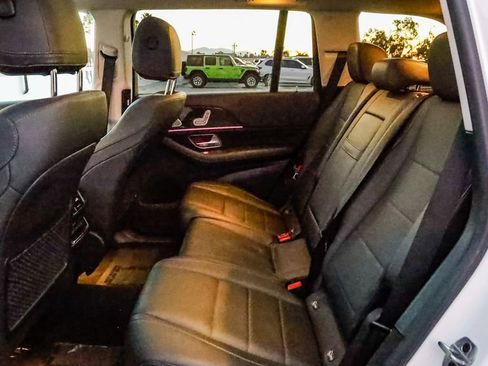 Used 2024 Mercedes-Benz GLS 450 4MATIC image 22