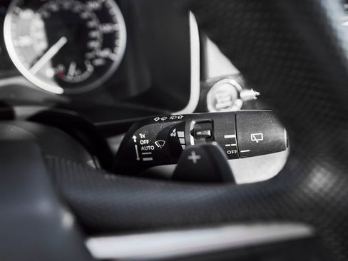 Used 2023 Mitsubishi Outlander SE image 37