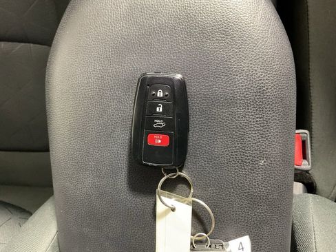 Used 2022 Toyota RAV4 XLE w/ Convenience Package AWD/4WD image 42