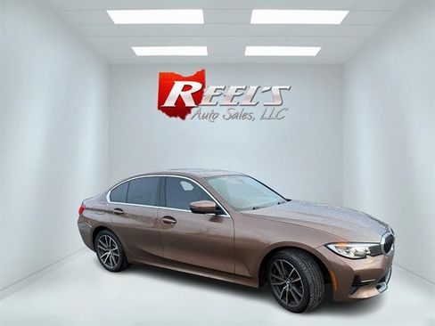 Used 2020 BMW 330i xDrive Sedan w/ Driving Assistance Package image 4
