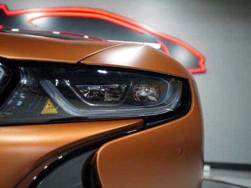 Used 2019 BMW i8 Roadster image 67