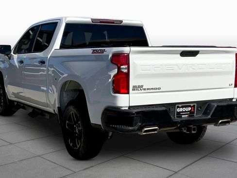 Used 2020 Chevrolet Silverado 1500 LT Trail Boss image 11