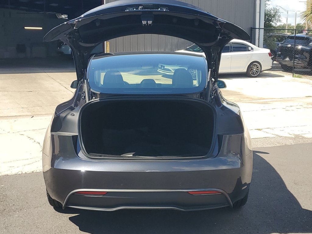Used 2025 Tesla Model 3 Long Range RWD image 13