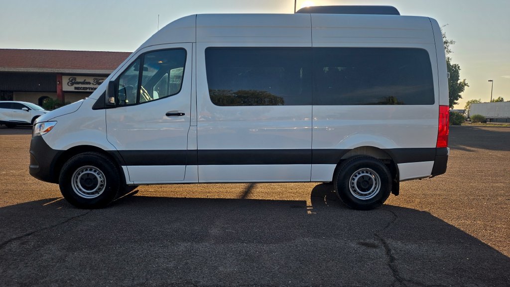 Used 2024 Mercedes-Benz Sprinter 2500 image 6