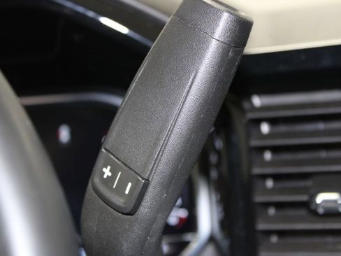 Used 2025 GMC Sierra 1500 SLT AWD/4WD image 49