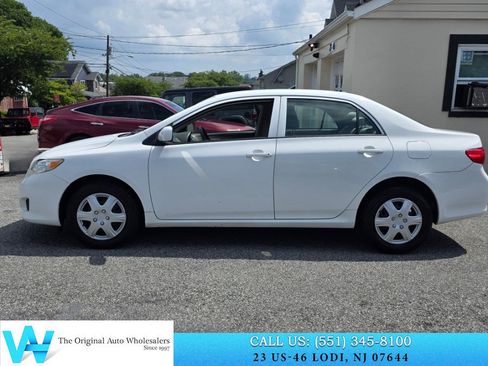Used 2010 Toyota Corolla LE FWD image 8