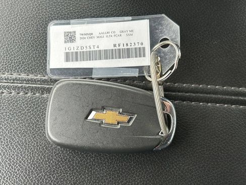 Used 2024 Chevrolet Malibu LT FWD image 34