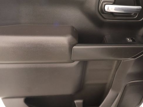Used 2023 Chevrolet Silverado 1500 Custom AWD/4WD image 15