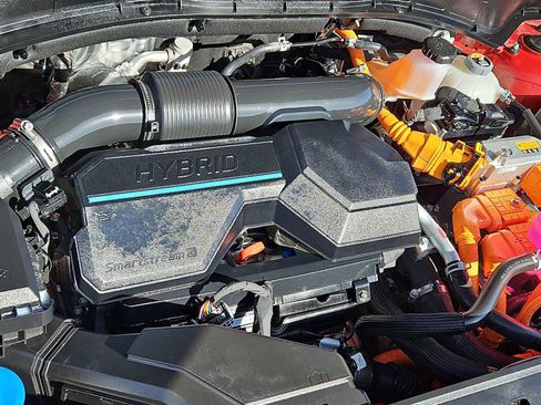 Used 2025 Hyundai Santa Fe SEL image 14