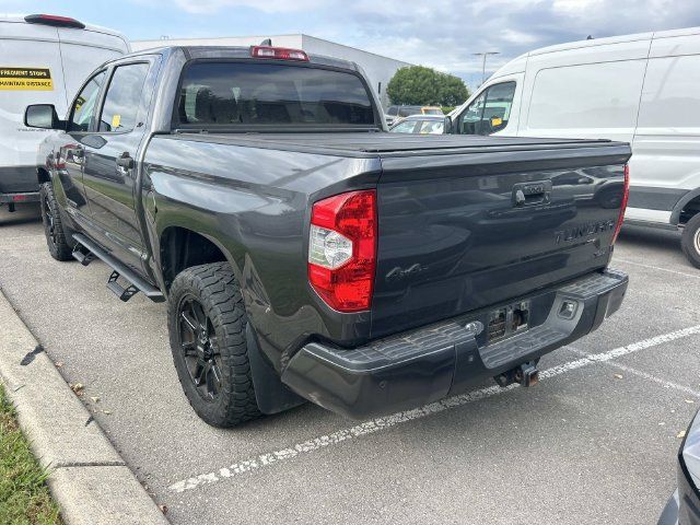 Used 2020 Toyota Tundra SR5 w/ SR5 Convenience Package AWD/4WD image 6