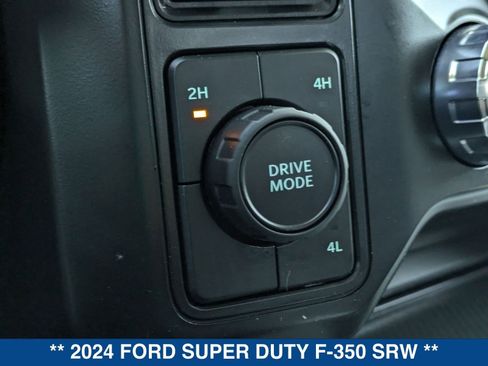 Used 2024 Ford F350 Limited image 39
