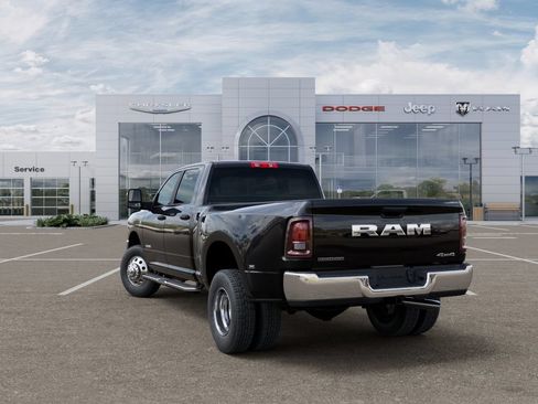 New 2026 RAM 3500 Big Horn w/ Bed Utility Group AWD/4WD image 3
