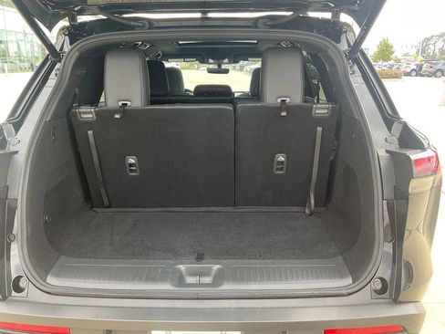 Used 2025 INFINITI QX60 Luxe w/ Black Edition image 13