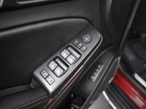 Used 2017 GMC Yukon SLT w/ Open Road Package image 13