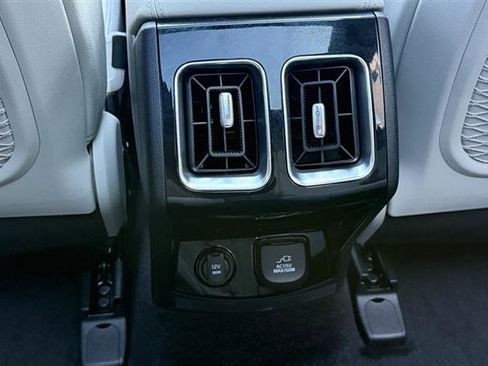 Used 2025 Kia Sorento SX Prestige image 23