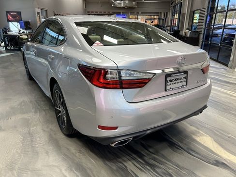 Used 2017 Lexus ES 350 350 w/ Luxury Package image 34