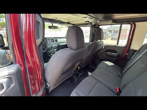 Used 2022 Jeep Wrangler Unlimited Sport w/ Cold Weather Group AWD/4WD image 22