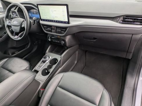 Used 2025 Ford Escape Platinum AWD/4WD image 21