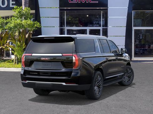 New 2026 GMC Yukon XL Elevation w/ LPO, Floor Liner Package image 4