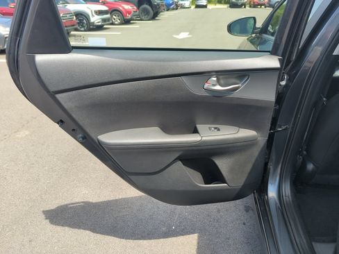 Used 2021 Kia Forte LXS FWD image 26