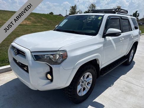 Used 2020 Toyota 4Runner SR5 Premium AWD/4WD image 1
