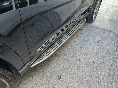 Used 2021 Mercedes-Benz GLE 450 4MATIC image 15