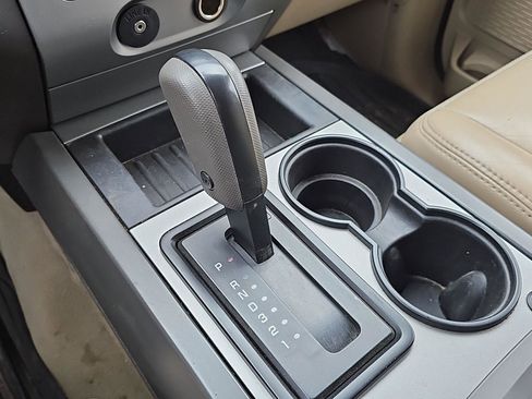 Used 2008 Ford Expedition EL XLT image 11