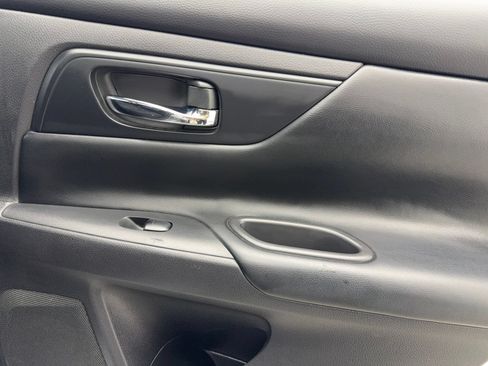 Used 2016 Nissan Altima 2.5 S w/ Power Driver Seat Package FWD image 43