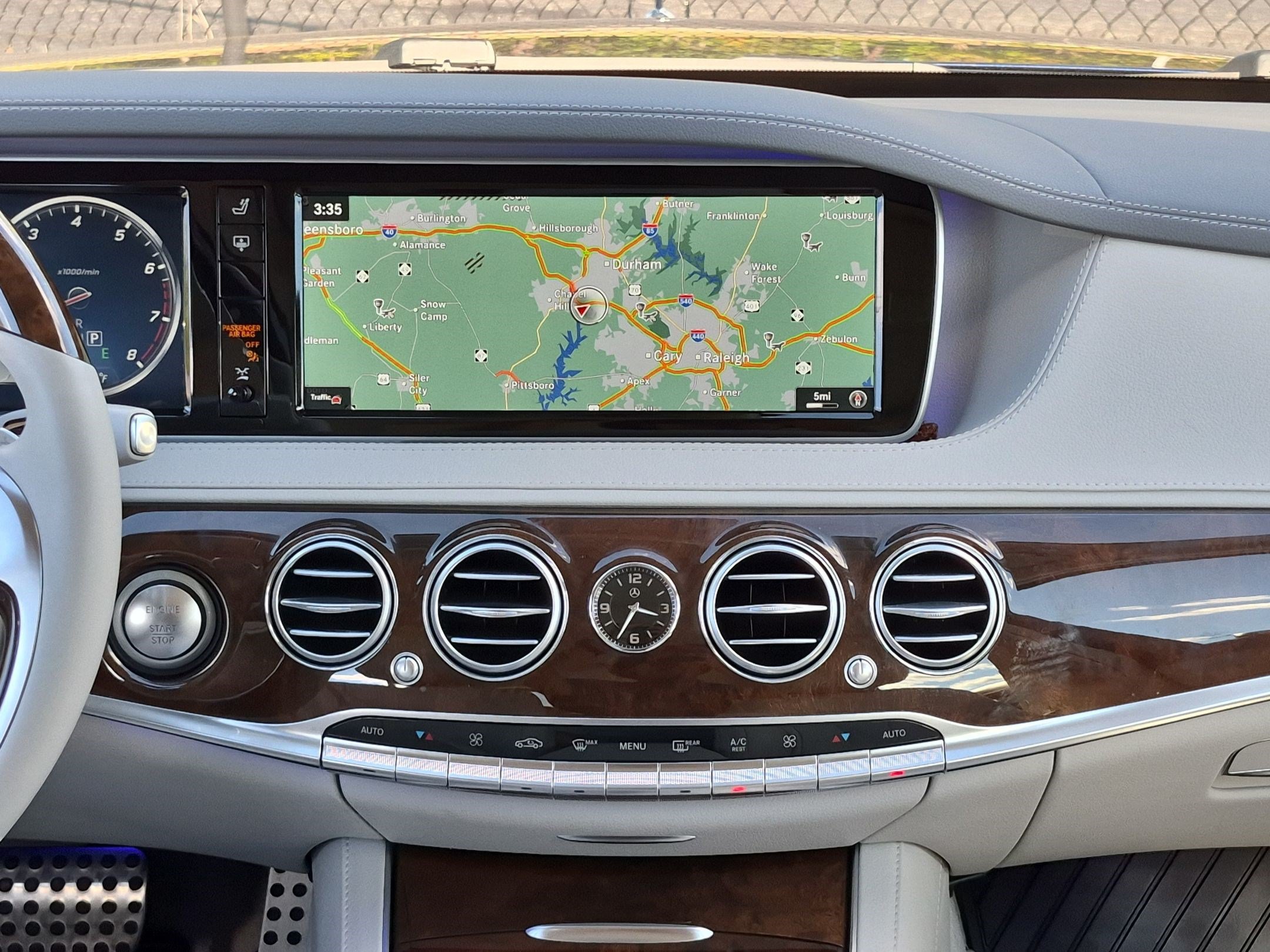 Used 2017 Mercedes-Benz S 550 4MATIC Sedan image 23