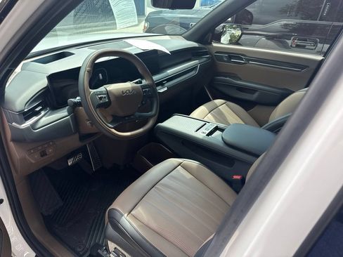 Used 2026 Kia EV9 GT-Line AWD/4WD image 3