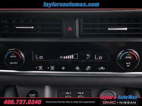 Used 2025 Nissan Rogue SV AWD/4WD image 17