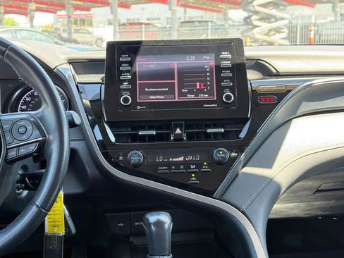 Certified 2023 Toyota Camry SE FWD image 18