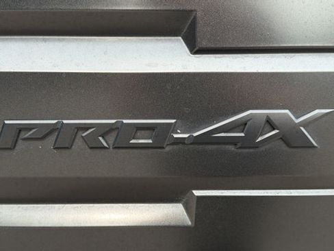 Used 2026 Nissan Frontier PRO-4X AWD/4WD image 8