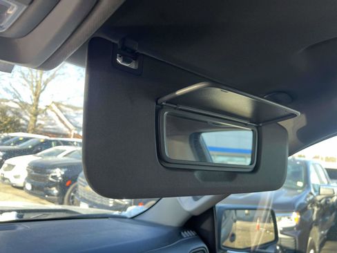 Used 2020 Chevrolet Silverado 1500 Custom Trail Boss w/ Custom Convenience Package image 26