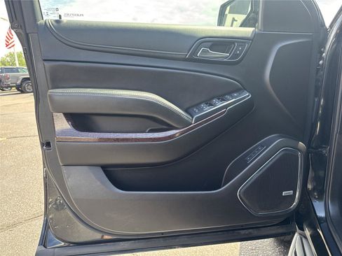 Used 2019 GMC Yukon SLT AWD/4WD image 13