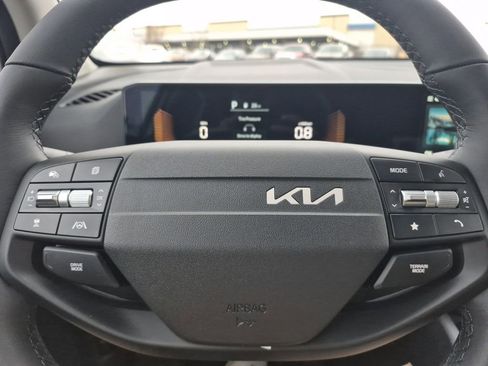 New 2026 Kia Sportage LX image 18