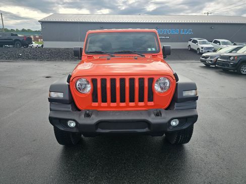 Used 2019 Jeep Wrangler Sport AWD/4WD image 16