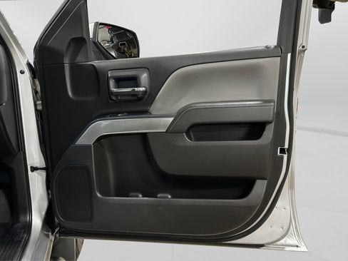 Used 2018 Chevrolet Silverado 1500 LT w/ All Star Edition image 35