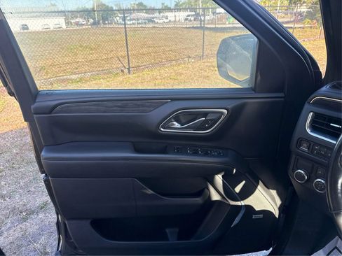 Used 2021 GMC Yukon SLT RWD image 19