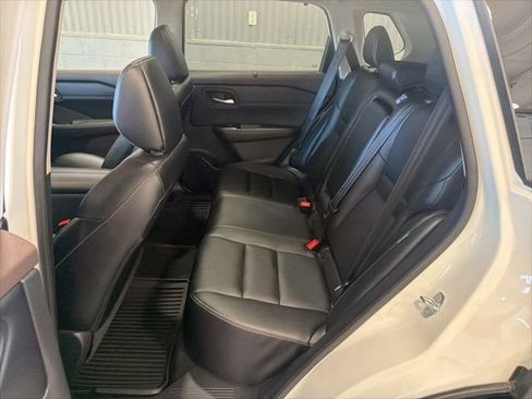 Certified 2023 Nissan Rogue SL w/ SL Premium Package image 10